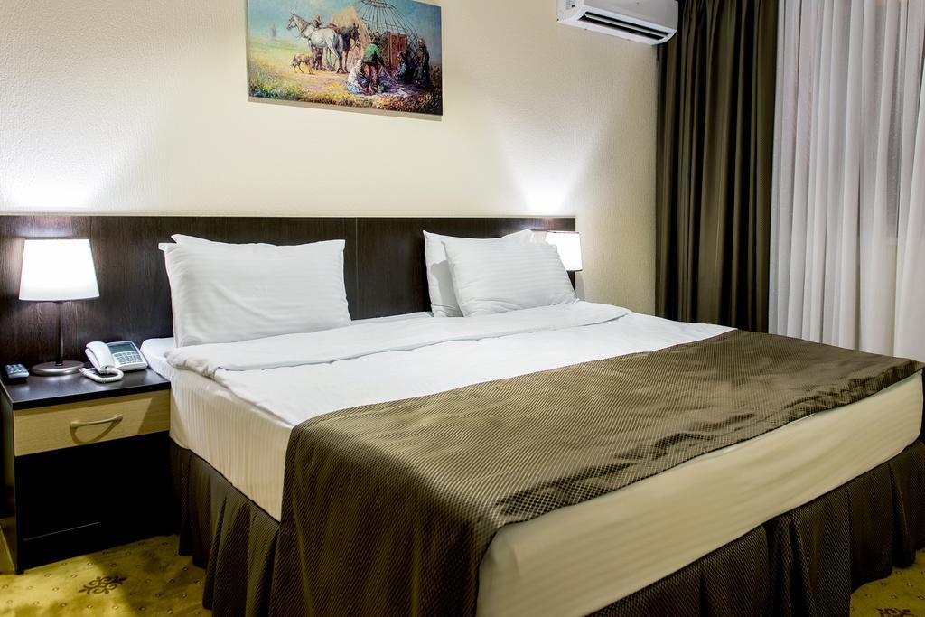 Shymkent Grand Hotel Pokój zdjęcie